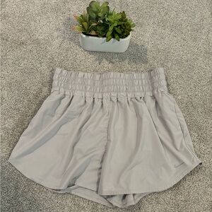 Nike One Ultra High Rise Shorts (Lt Iron Ore) XXL